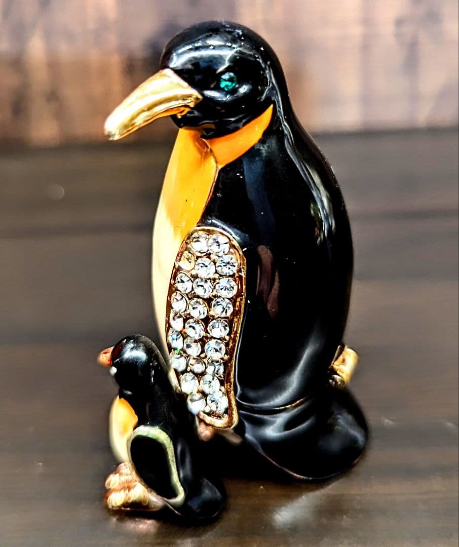 東京銀座PICALS ピィアース ペンギンとサンゴ礁のジュエリーボックス
