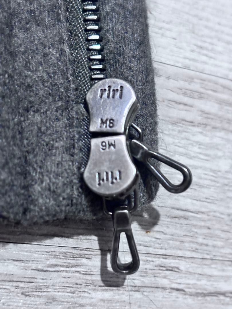 KAZUYUKI KUMAGAI フリースベスト グレー　スイス製riri