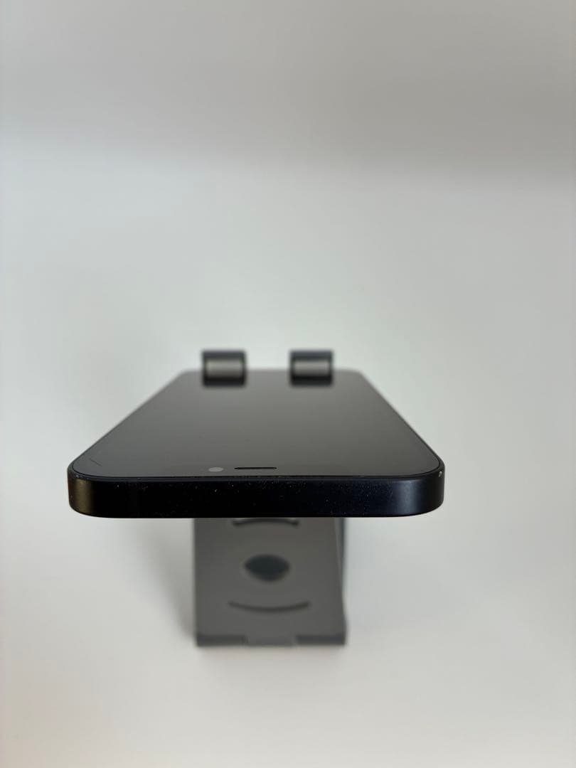 Apple iPhone 12 本体 ブラック　64GB