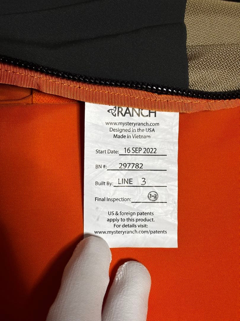 ミステリーランチ ディストリクト24 HUMMUS 23L 通勤 通学