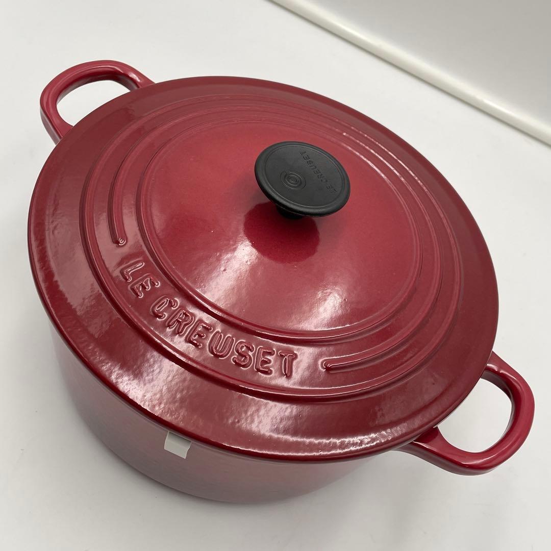 極美品　ルクルーゼ ココット ロンド　22cm バーガンディ　廃盤色