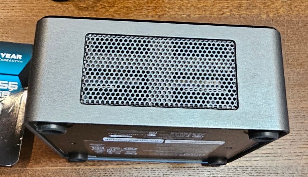 Intel NUC NUC8I5B(ROONサーバー仕様)。即ROONができる！