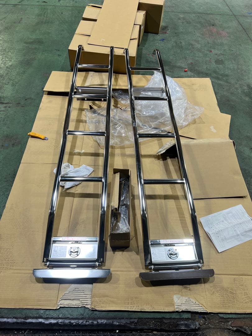 ふそう大型ハシゴ