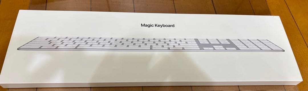 Mac mini 2018（キーボード、スタンド、マウントアダプタ付）