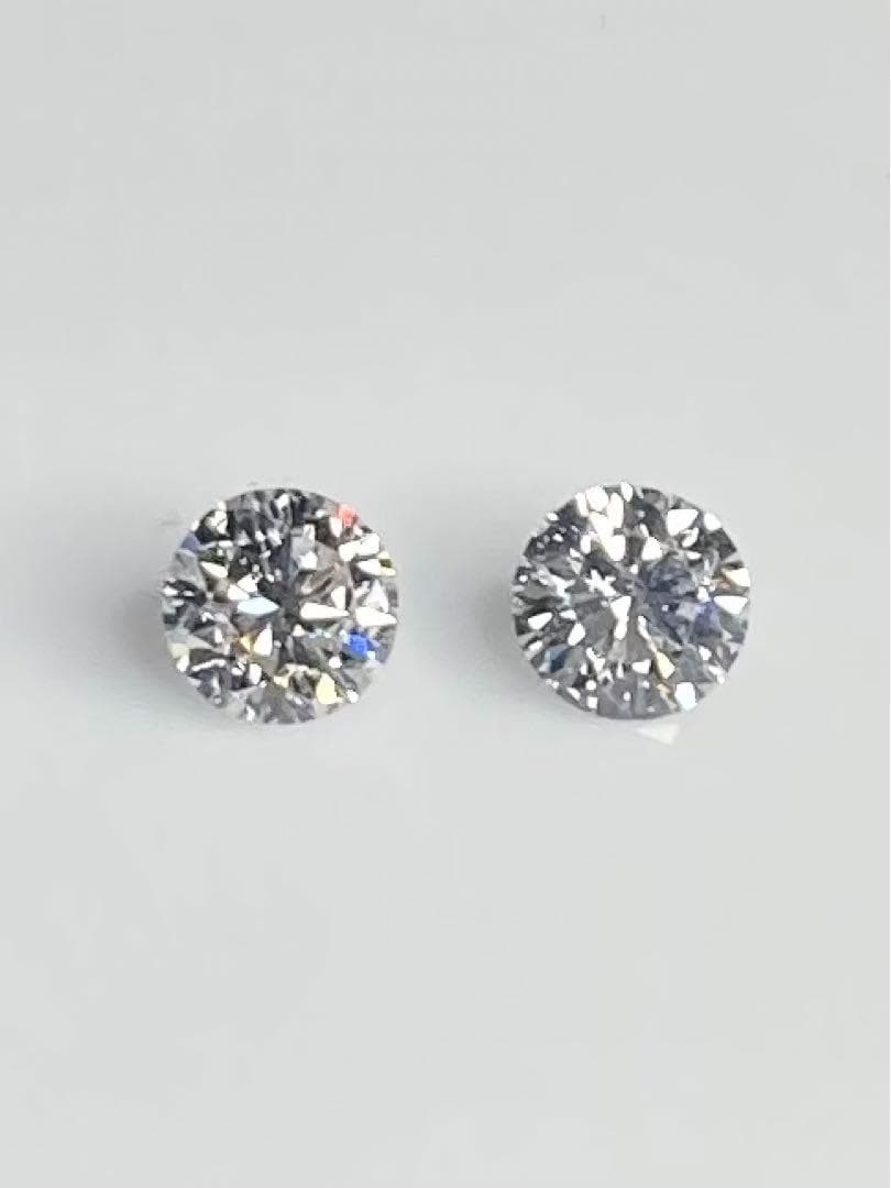 meme様　片方　1ｃｔ　鑑定書付き　プラチナ　天然ダイヤモンドピアス