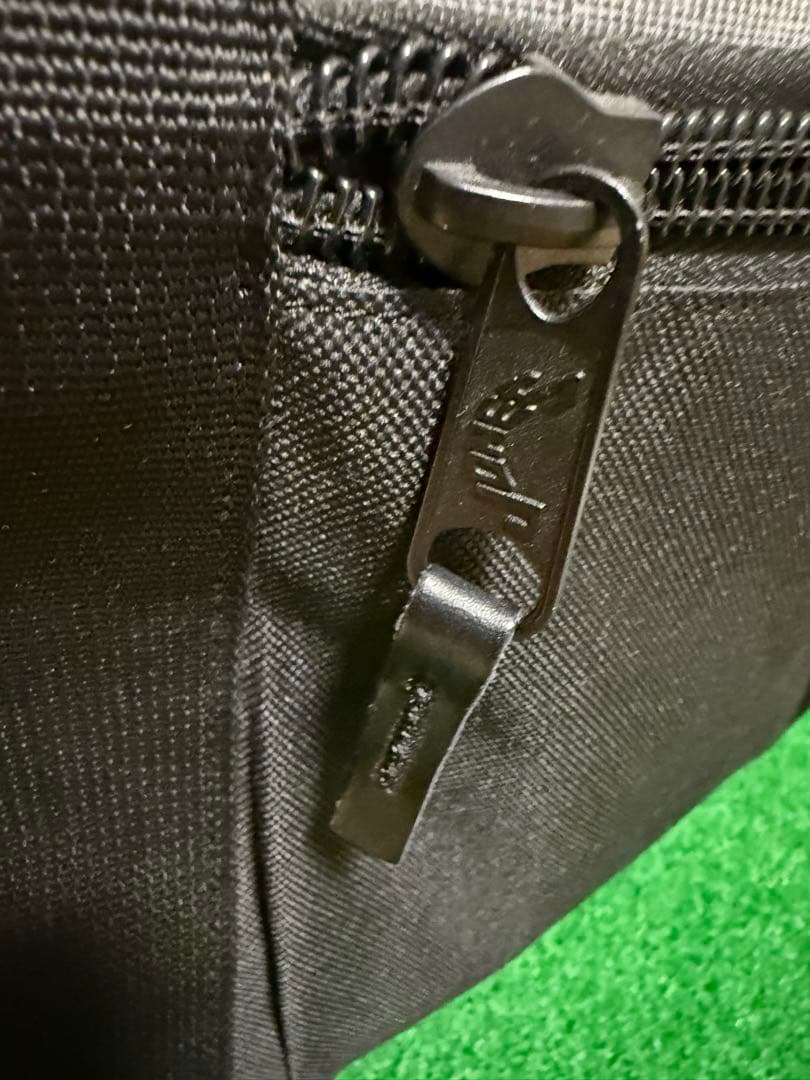 Jones ボストンバッグ グレー ブラック　ほぼ未使用品　ゴルフバッグ