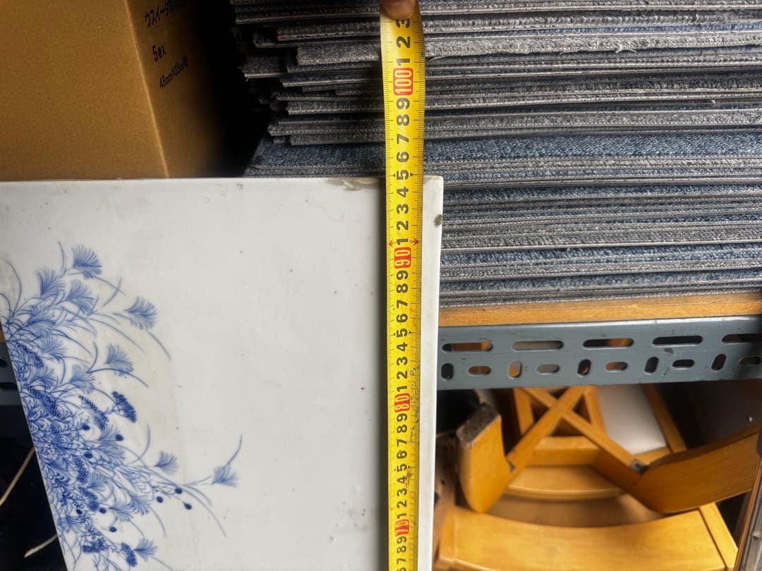 青い花と鳥のデザイン陶器プレート