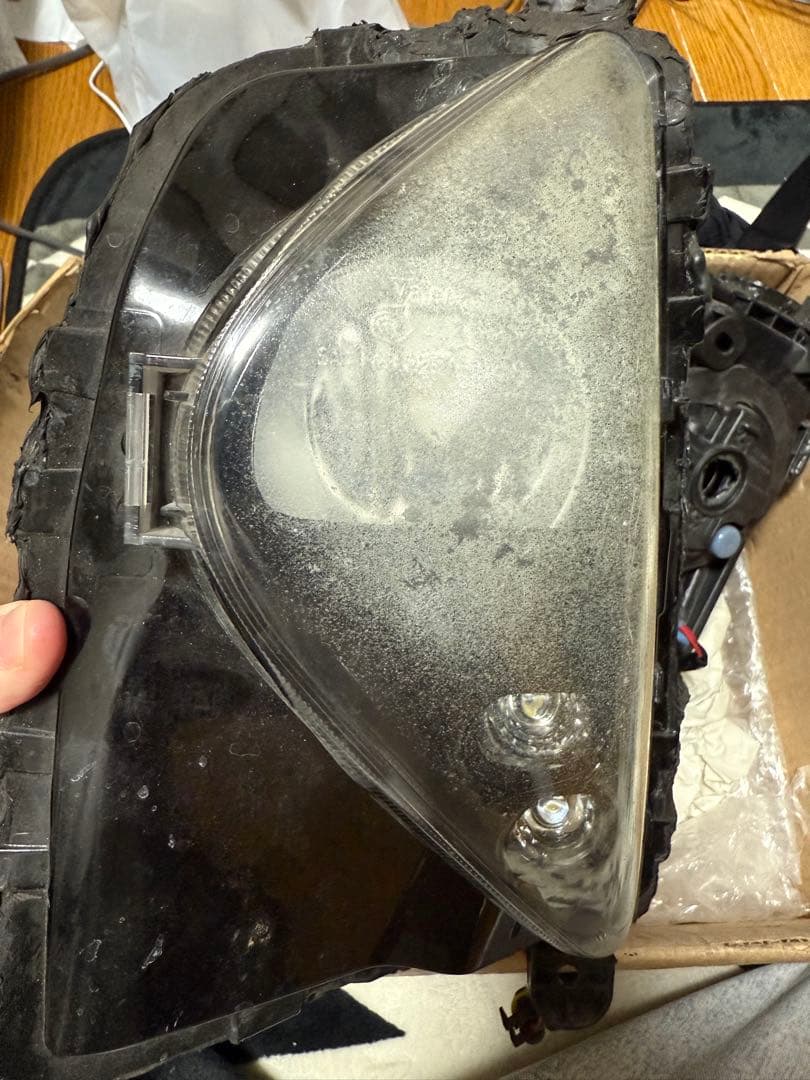 プリウス50フォグバルブH11バルブインナーブラック塗装ハゲあり