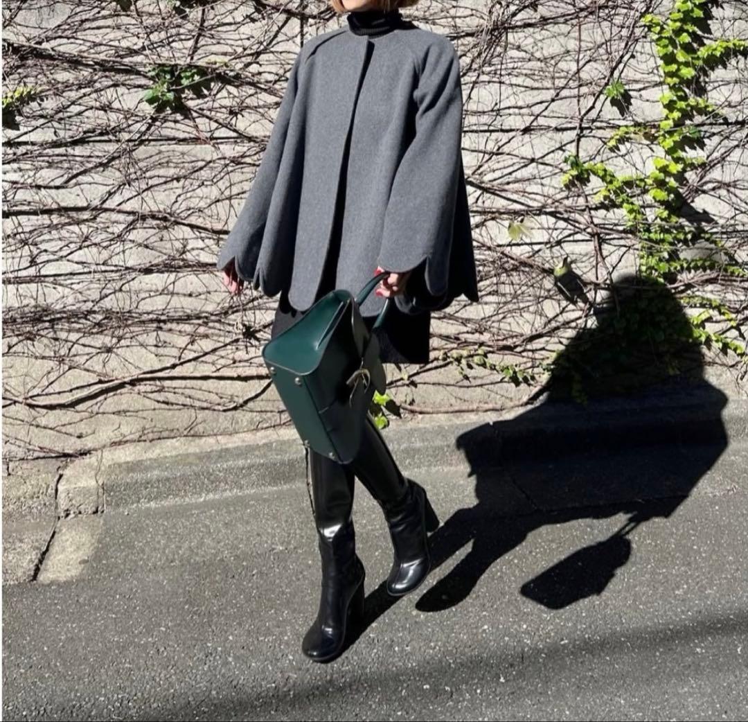 cygne スカラップケープ　グレー