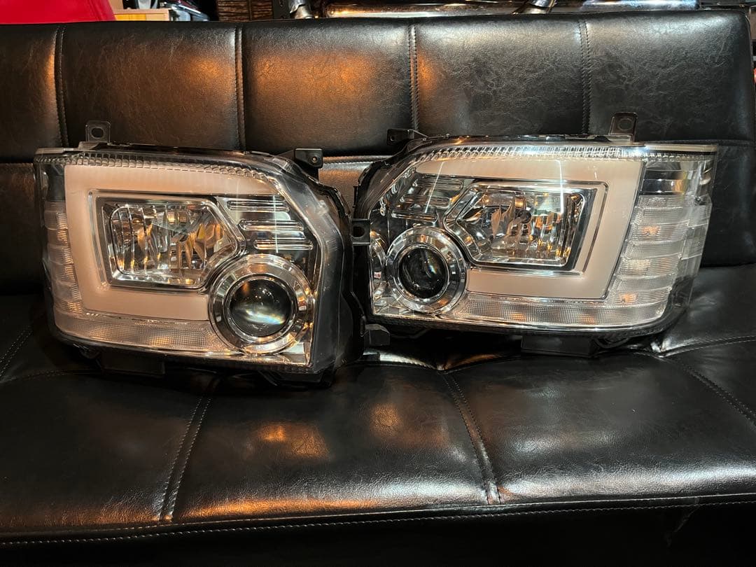 ハイエース SONAR ヘッドライト ソナー LED シーケンシャル