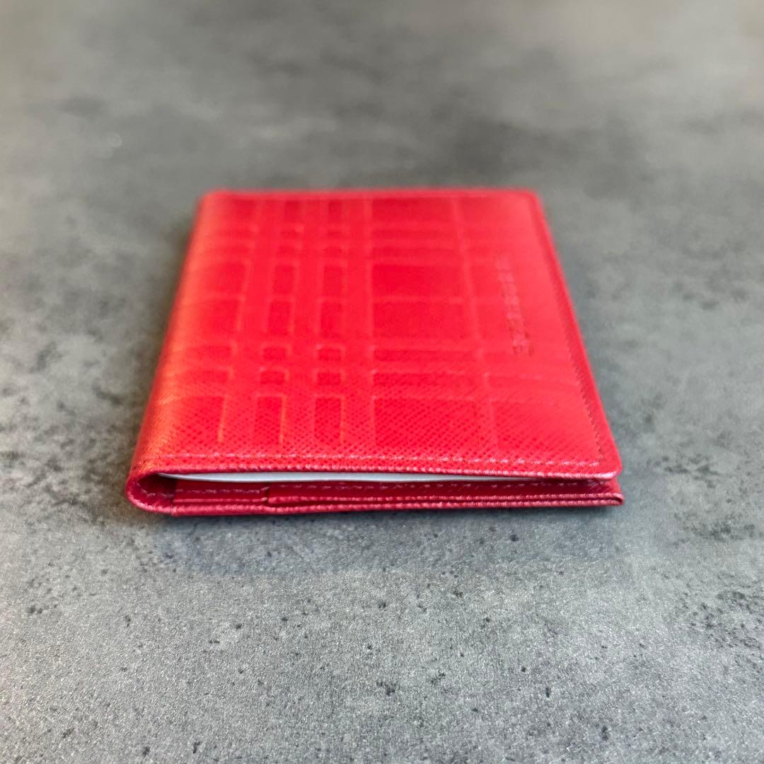 未使用✨BURBERRY エンボス加工　チェック　名刺入れ　カード　パスケース