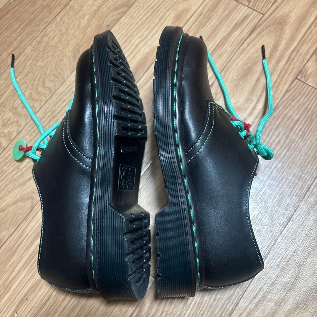 ドクターマーチン　グリーンステッチ　R26577001 1461 CNY