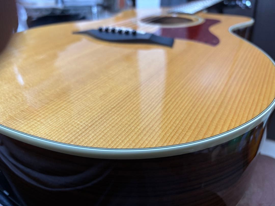 テイラー 214ce DLX