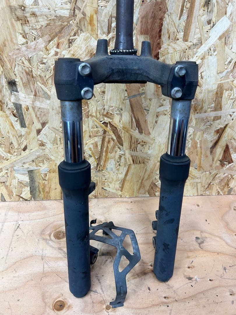 フロントホーク　サス　アドレスV125G K6 CF46A-5011※※