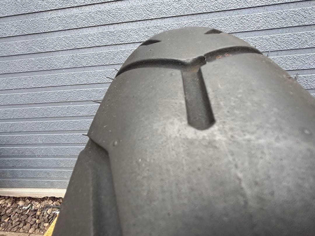 ハーレーダビッドソン　FLHX ストリートグライド　フロントタイヤ&ホイール