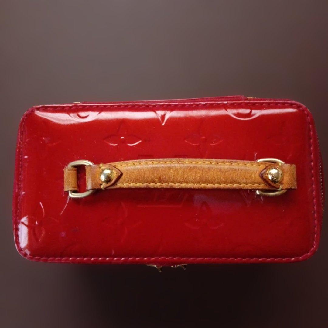 ルイ・ヴィトン　ヴェルニ　赤いエナメルボックス型　ジュエリーケース　小物入れ