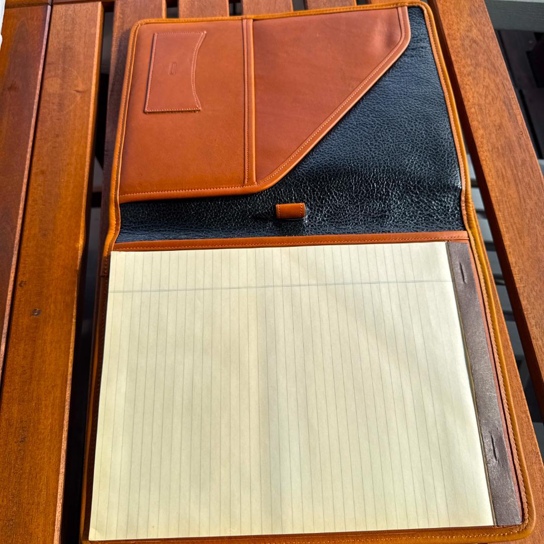 新品未使用、自宅保管COACH A4版　レザー ノートパッドブラウン