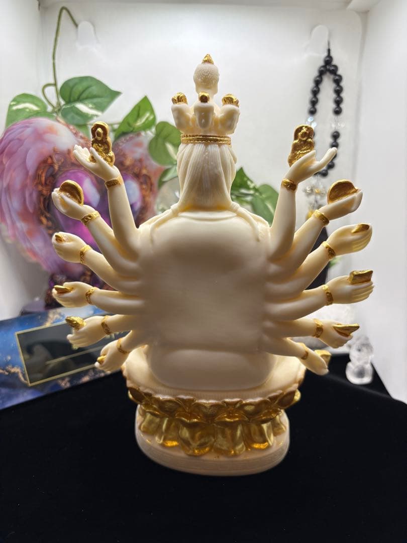 千手観音様♡アイボリーナッツ♡♡