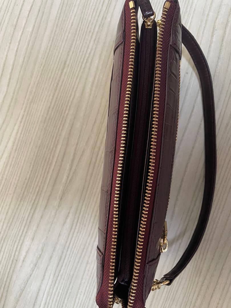 クロコダイルバッグ(クラッチ、ショルダー付け替えハンドル2本)