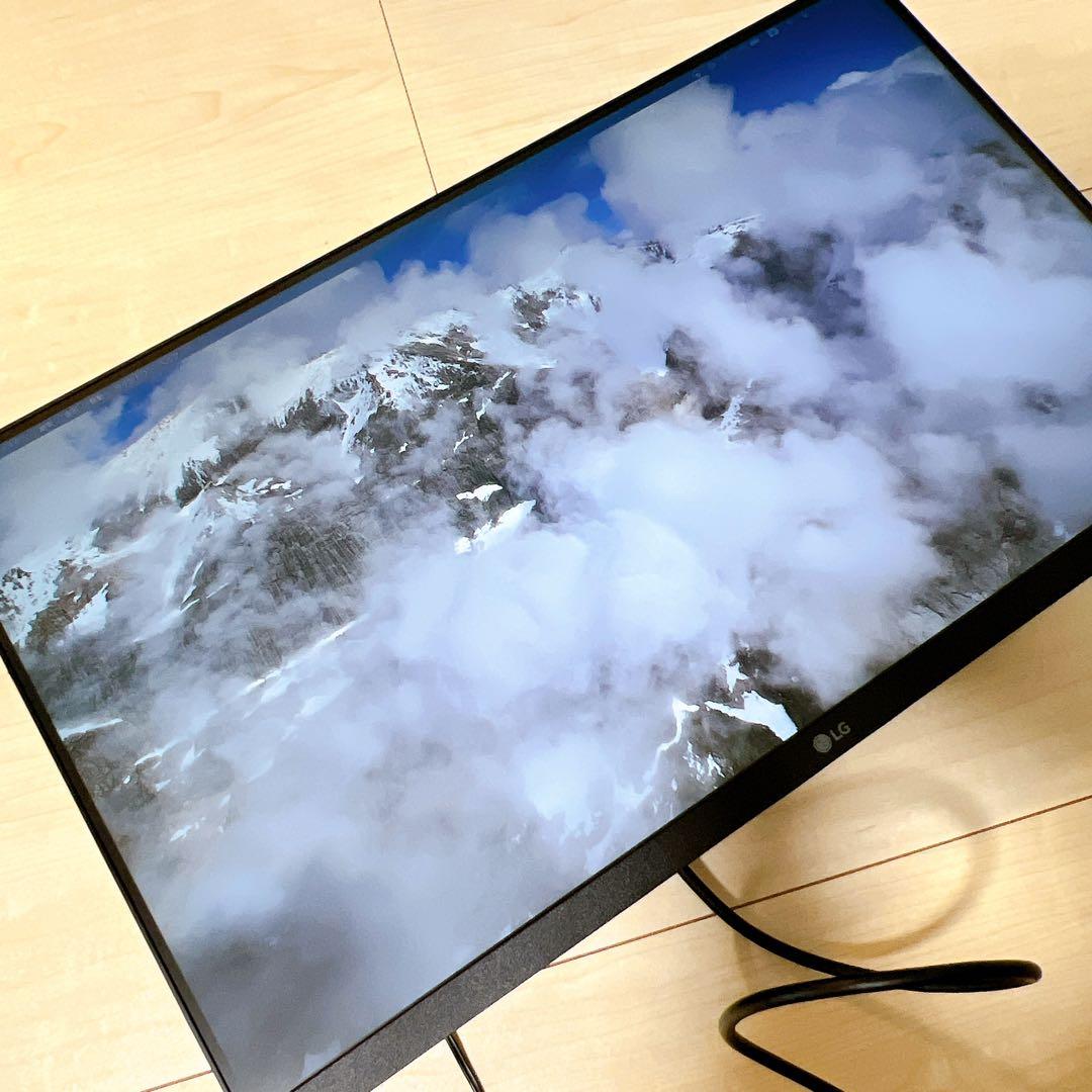 《最終値下げ‼︎》LG PCモニター新品未開封のスタンド付き‼︎