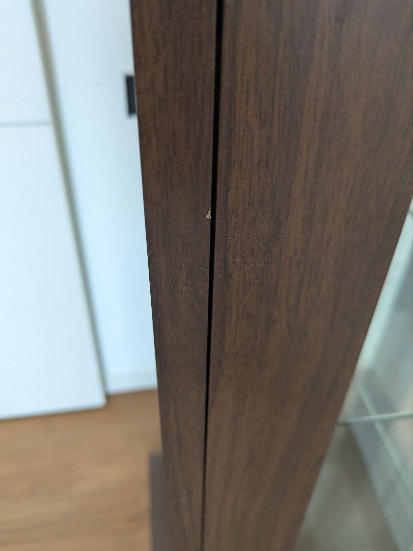 ガラスショーケース ダニエル100 寸法: W435×D300H1000mm