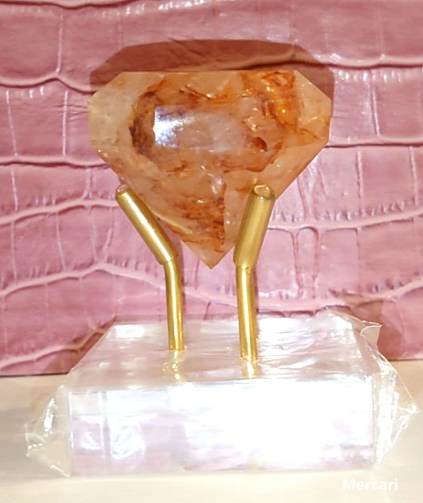 【レア✧１点物】天然石ファイヤークォーツのダイヤモンドカット　置き物