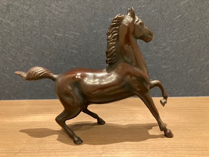 【お値下げ中】跳ね馬の置き物