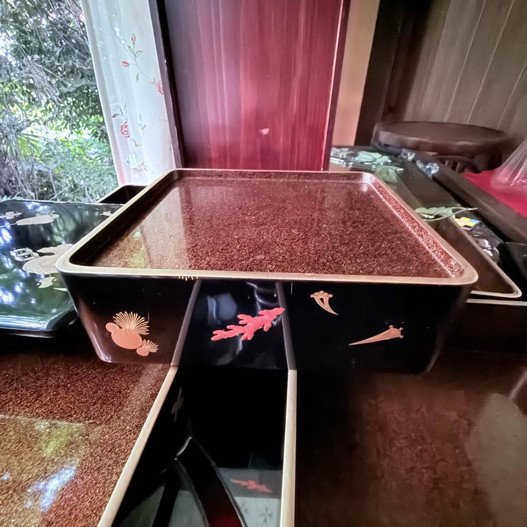 超限定1月23日20時迄‼️JAPAN『図替り宝尽くし』蒔絵梨地四段重台座付木箱入