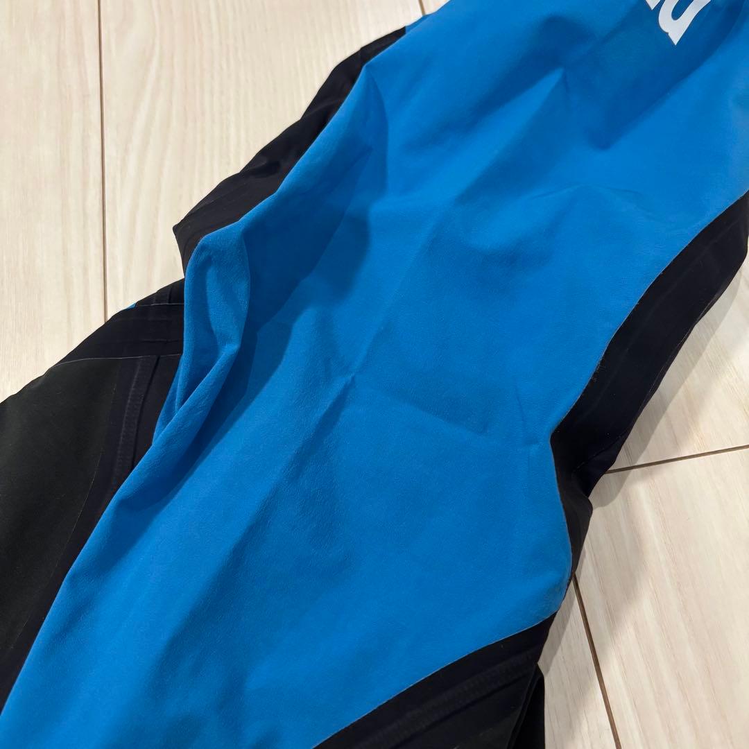 【美品】アリーナ　レディース　Sサイズ　競泳水着　高速水着　試合用