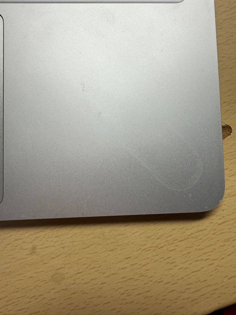 Apple MacBook Air(M1チップ)　13インチ　256GB