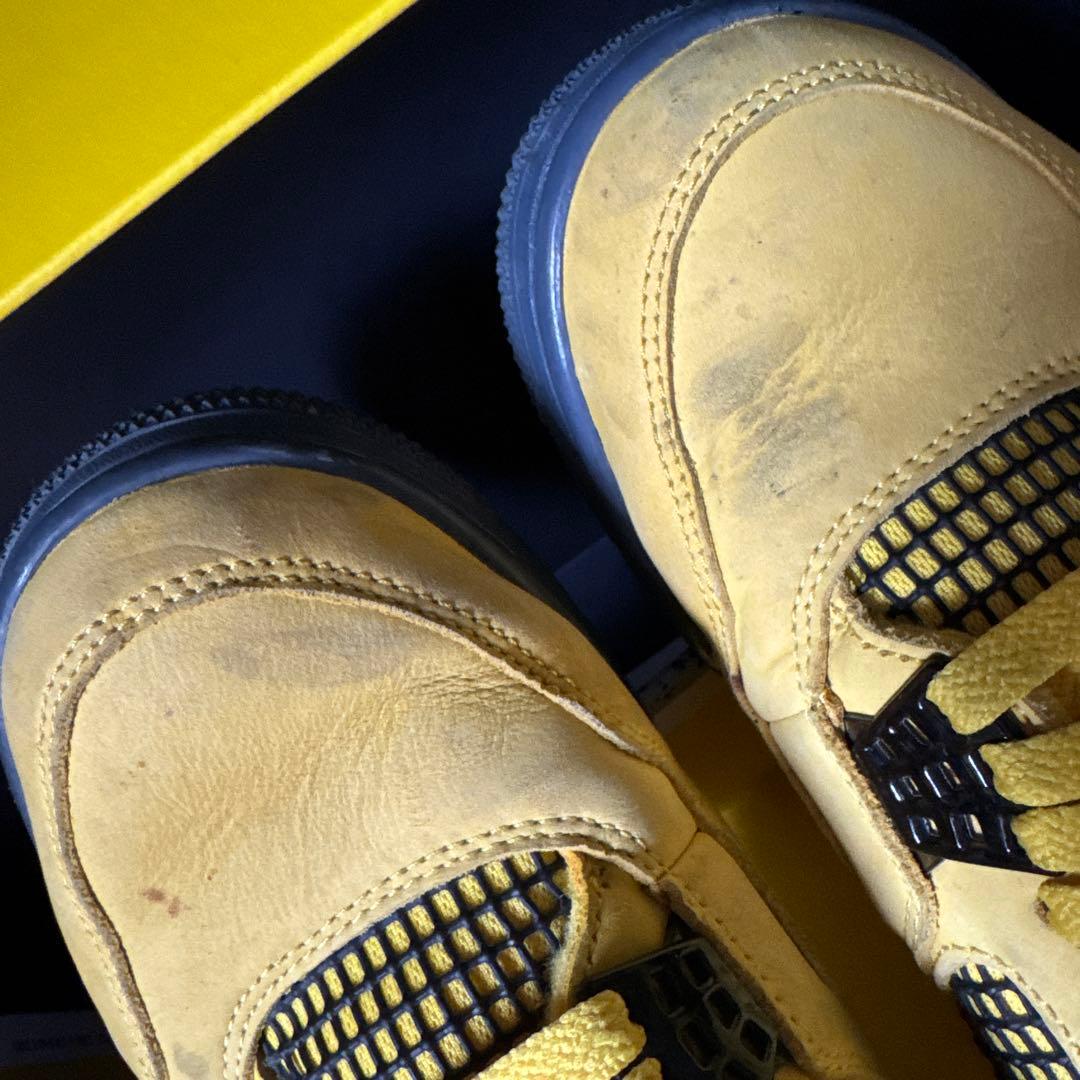 かなり値下げ　Air Jordan 4 イエロー シューズ