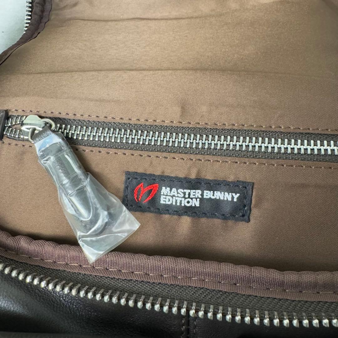新品未使用 MASTER BUNNY EDITION ラムレザー リュック 茶