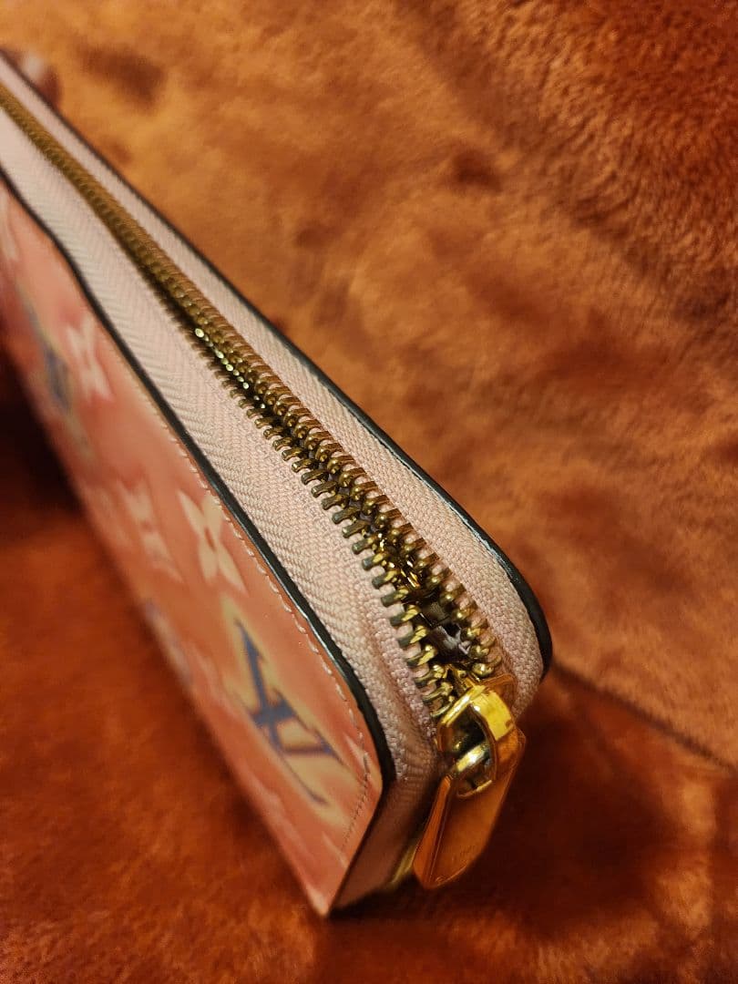 Louis Vuitton ヴェルニ　ジッピーウォレットピンク 長財布