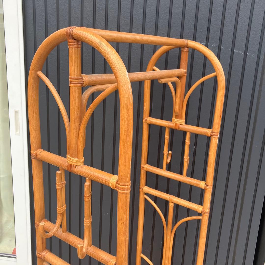 昭和レトロ アーチ型 ラタンハンガーラック 籐家具 花柄カバー付き 古家具