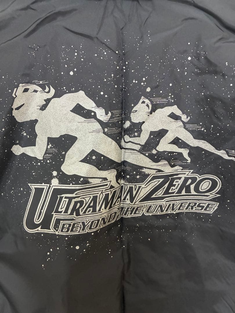【非売品】ウルトラマンゼロ　スタッフジャンパー
