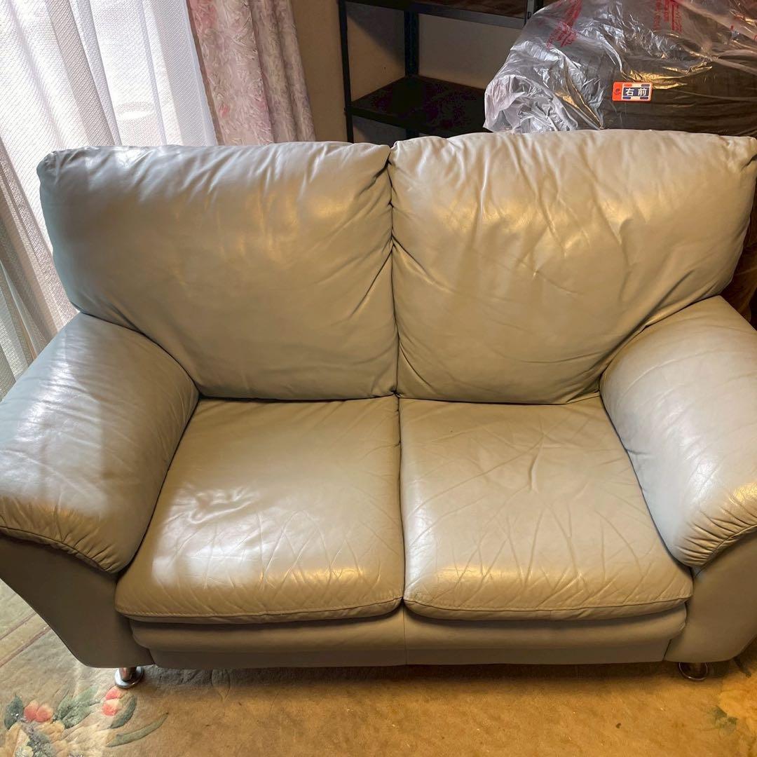 ライトブルー レザー 2人掛けソファ