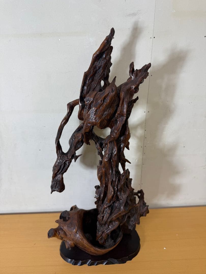 木製抽象彫刻 ダークブラウン