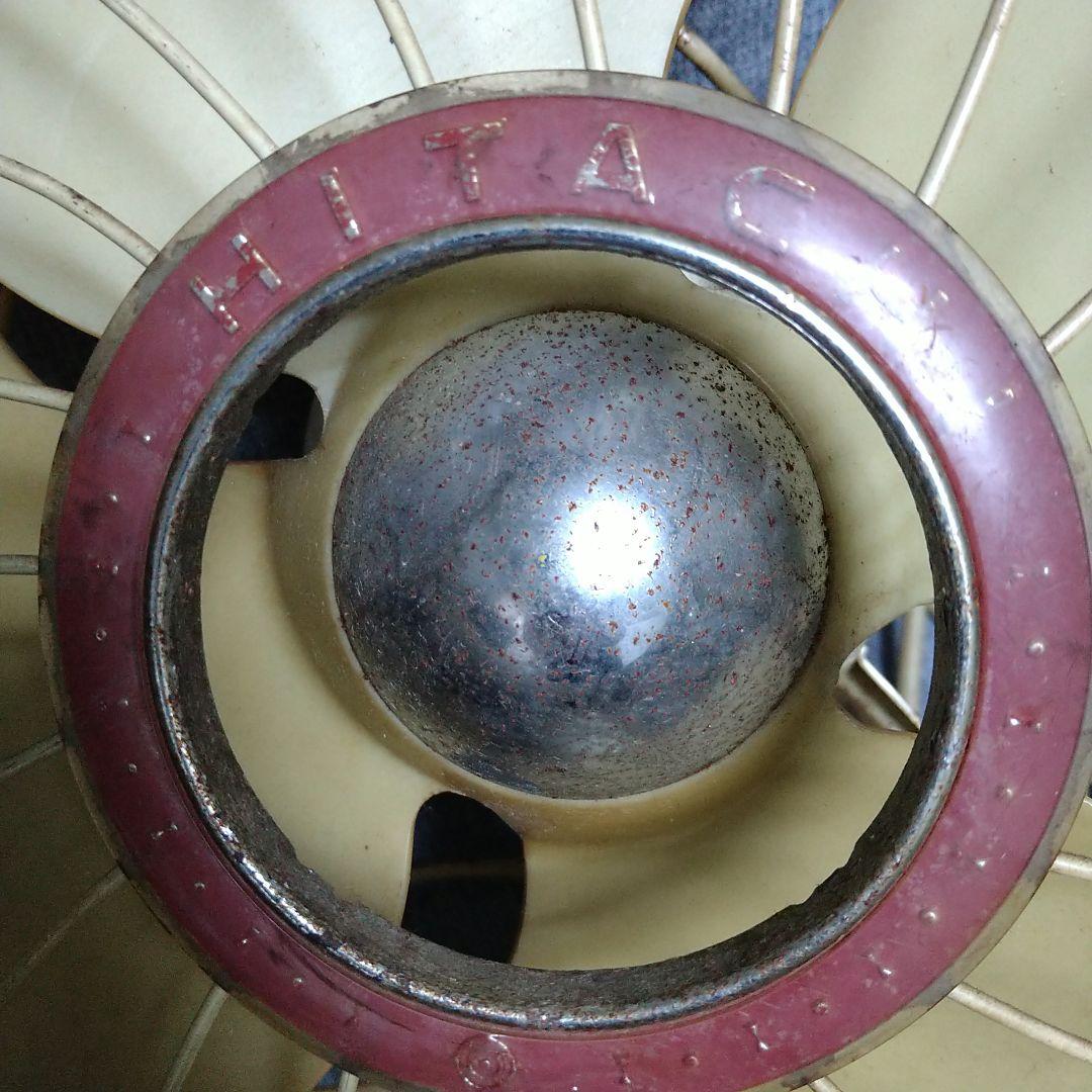 HITACHI♪ヒタチ、レトロなアヒル型？扇風機です(⌒▽⌒)