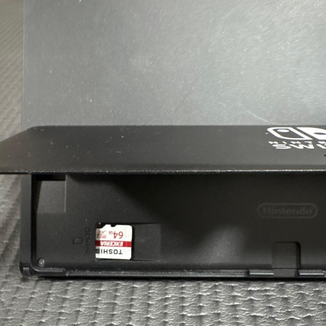 美品 Nintendo Switch有機ELモデル MicroSD・純正ポーチ付