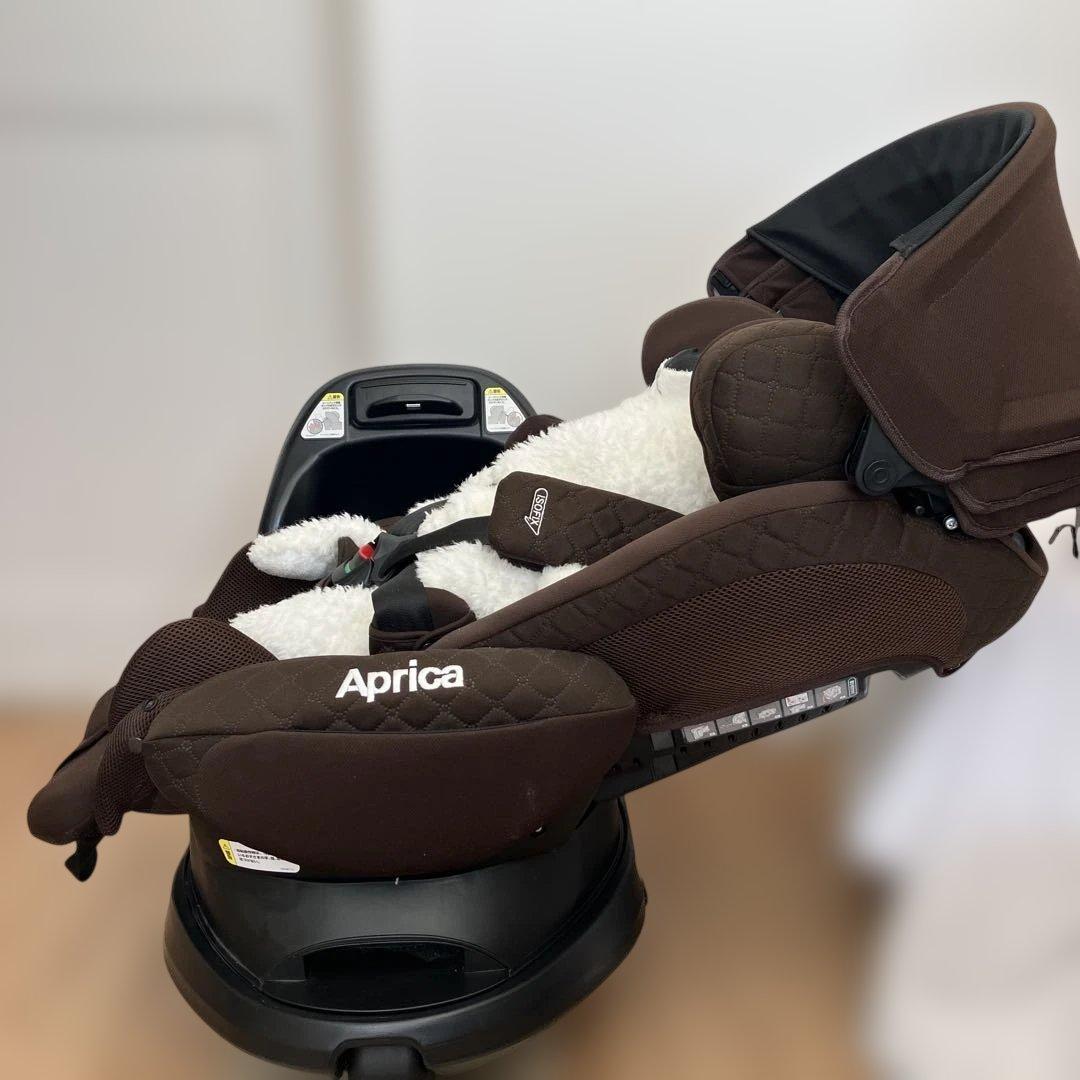 N.G様　Aprica フラディアグロウ　ISOFIX ブラウン