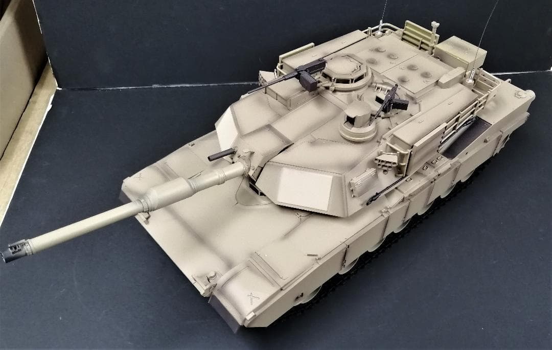 1/16サイズ戦車ラジコンUSエイブラムス　ヘンロン3918-1基板7.0
