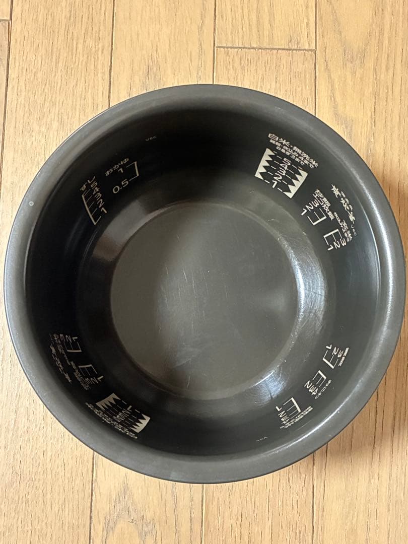 大ちゃんさま専用MITSUBISHI 三菱 IH炊飯器24年製 NJ-E10FJ