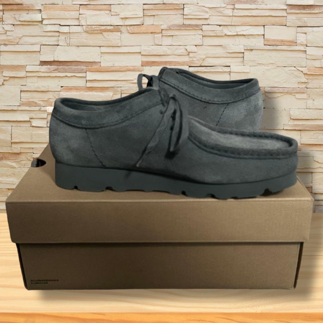 靴 CLARKS WALLABEE GTX BLUE/GREY SUEDE