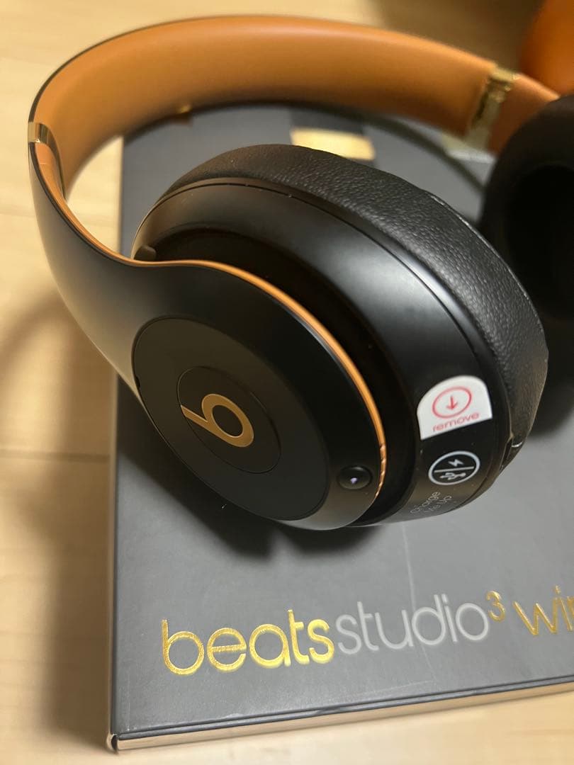 Beats Studio3 Wireless ブラック/タン