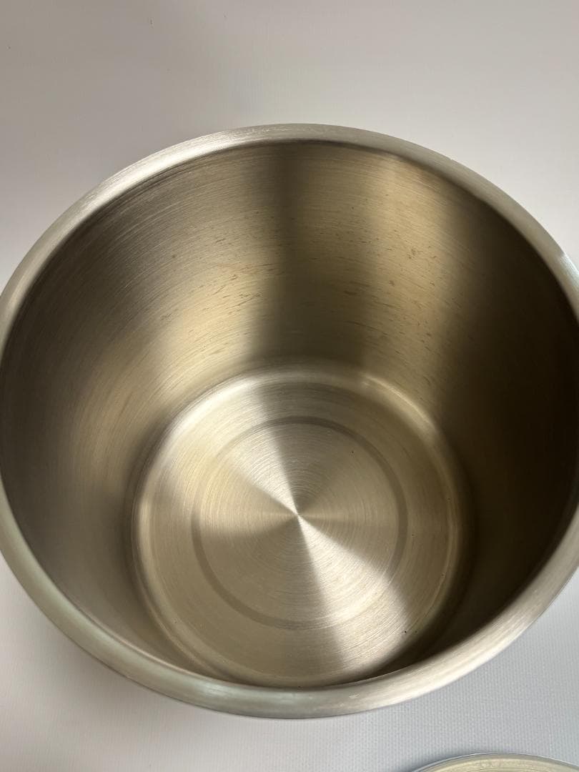 OoBLE 真空 食品保存容器 ホワイト ステンレス USED （1）