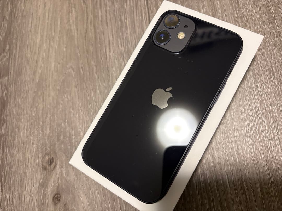 iPhone12 mini 128GB ブラック SIMフリー　バッテリー交換済
