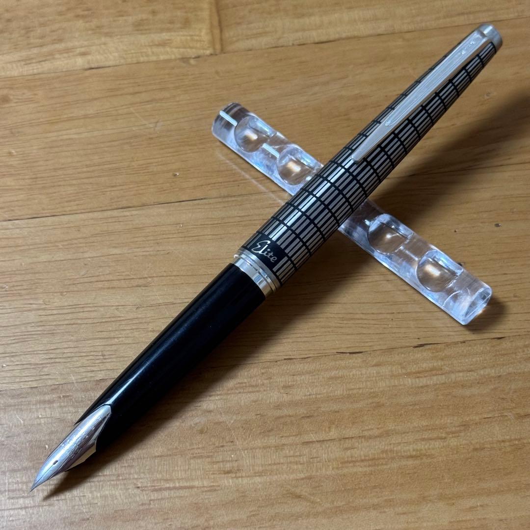 廃盤 パイロット Elite エリート 格子 万年筆 18K 750 F 蝕刻