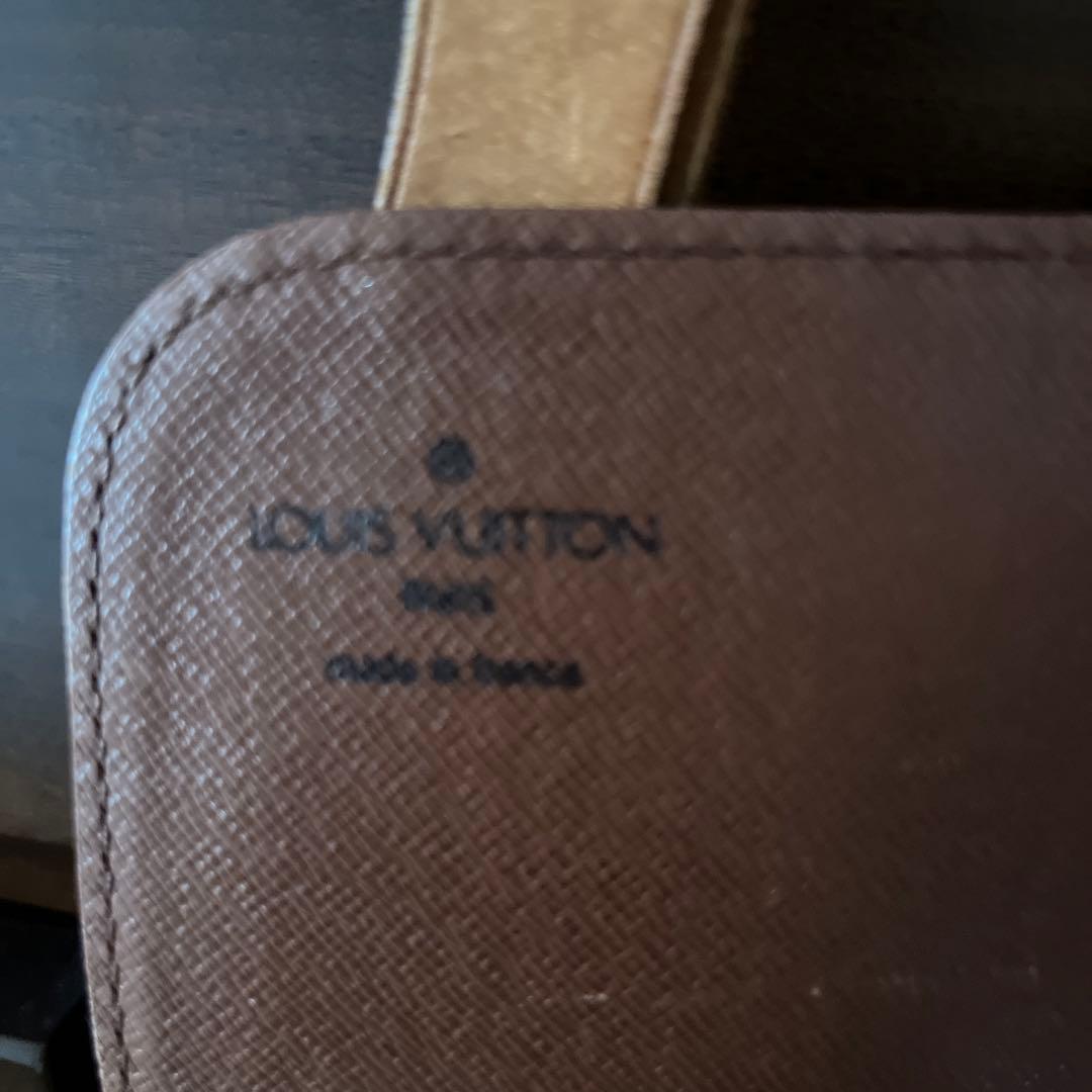 ルイヴィトン　カルトシエール