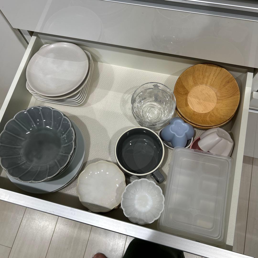 食器棚　pamouna パモウナ