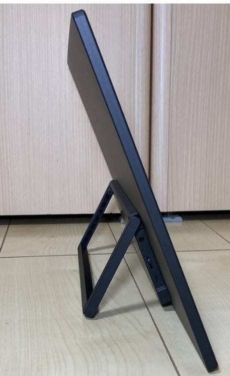 モバイルモニター18.5インチ